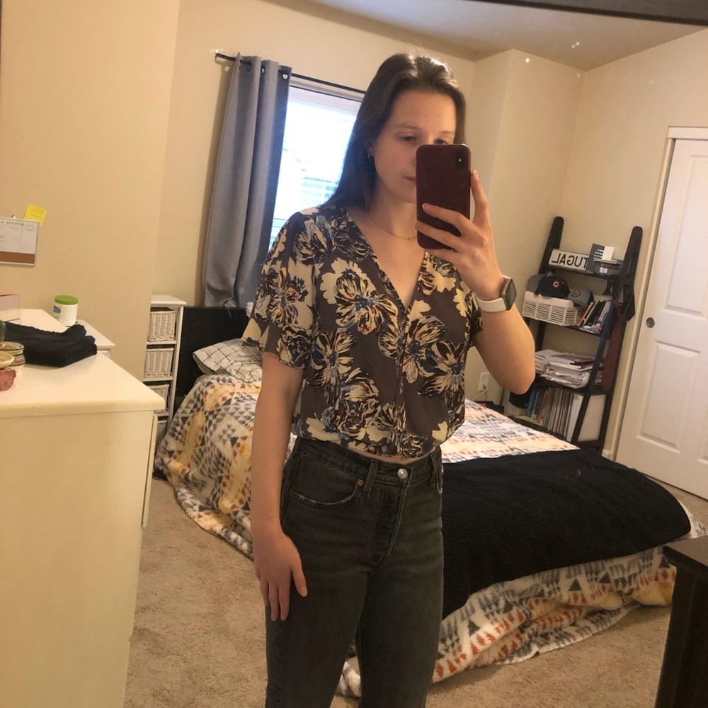 Floral cinched top